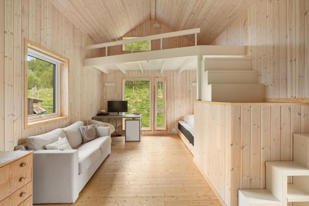 Peaceful House In Nature- No Road Ferienhaus *
